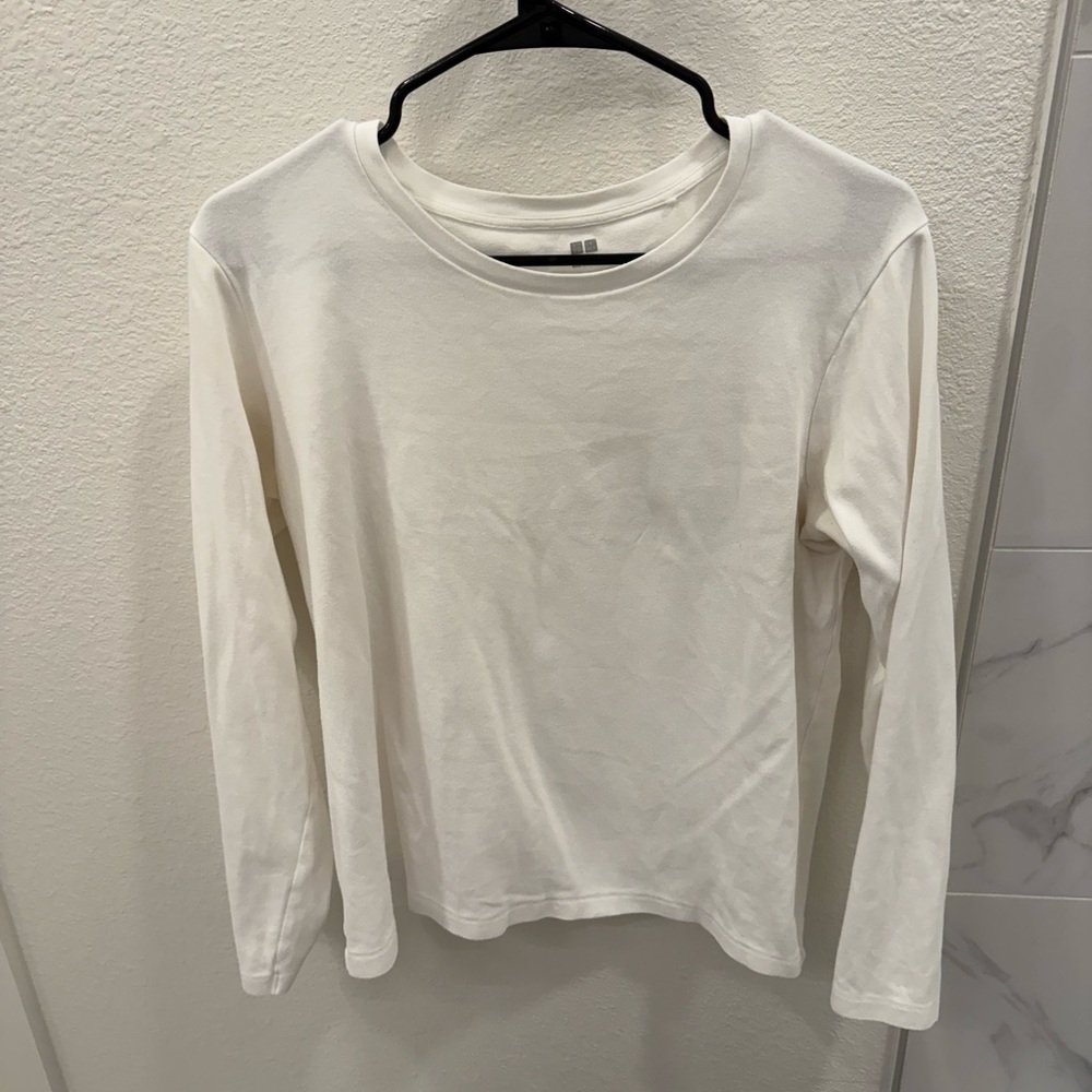 Uniqlo Cream Long Sleeve Tee